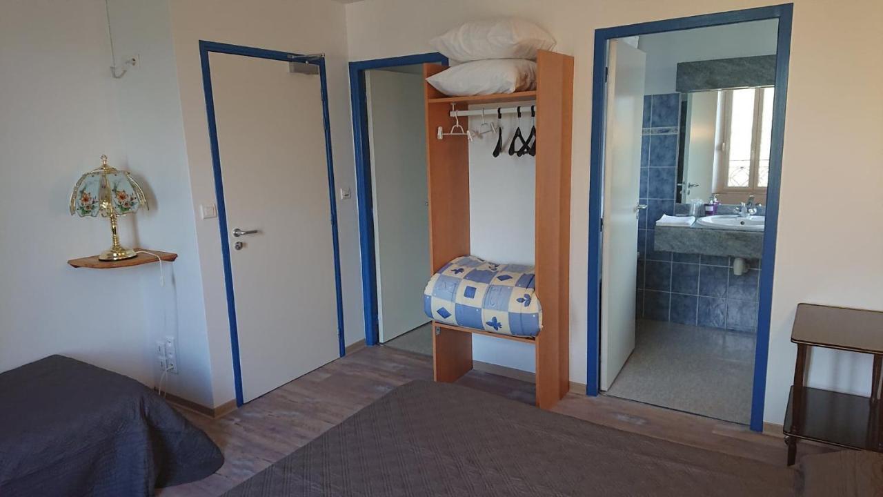 לה קבלייר Auberge Le Cevenol מראה חיצוני תמונה
