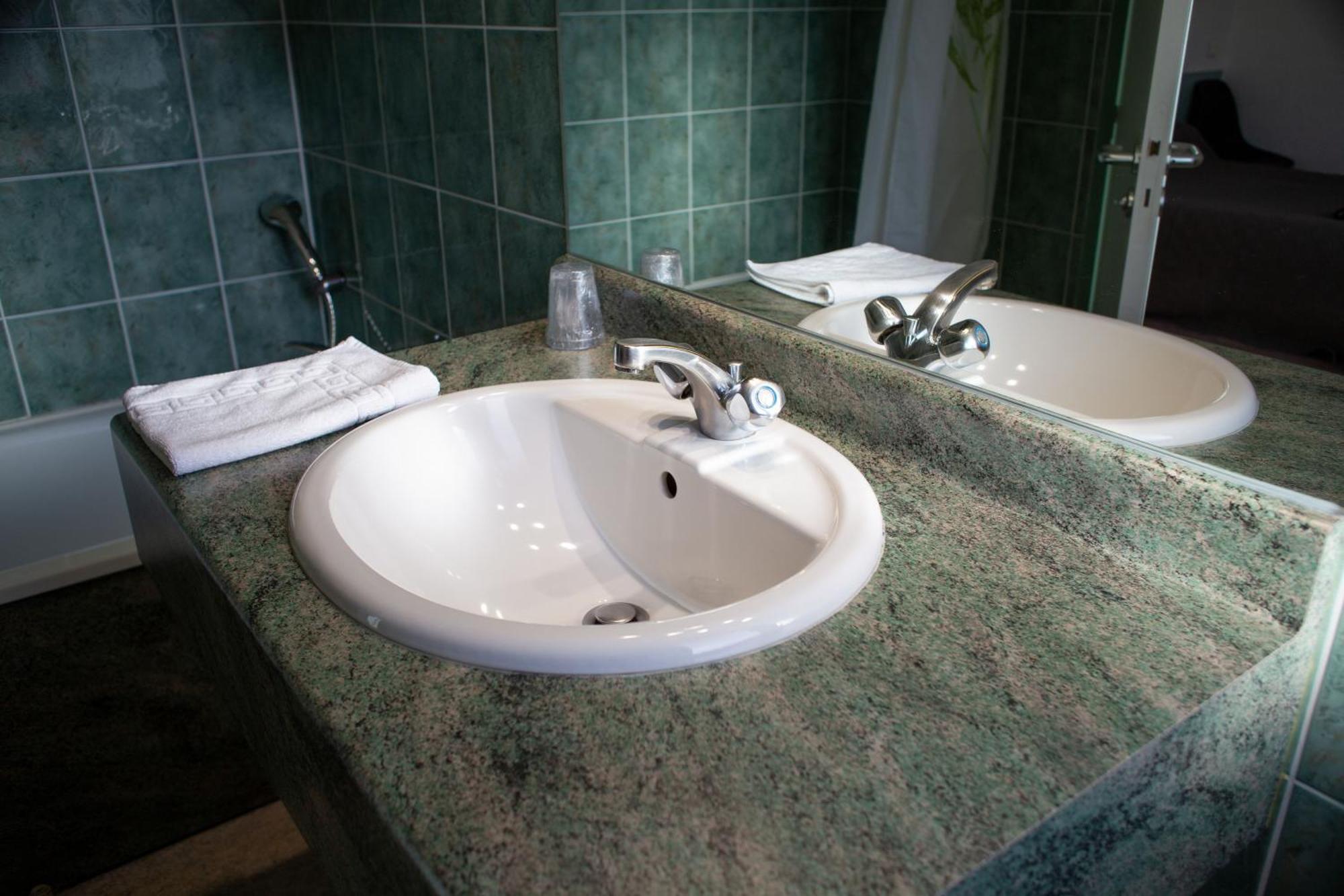 לה קבלייר Auberge Le Cevenol מראה חיצוני תמונה